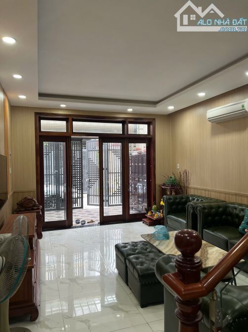 Bán nhà 3 tầng hẻm Nguyễn Thị Định, Phước Long, Nha Trang. DT: 85m2. Giá bán 6ty250tr - 1