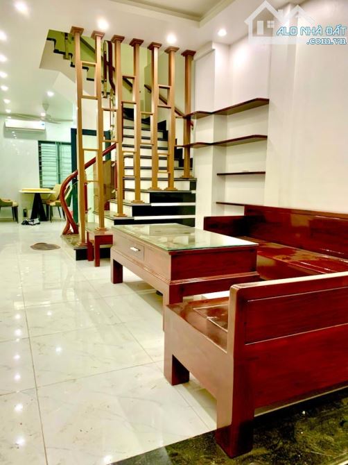Bán nhà phố Vũ Tông Phan. Thanh xuân. Diện tích 45m. 6 tầng. Mặt tiền 4m. Giá10 tỷ - 1