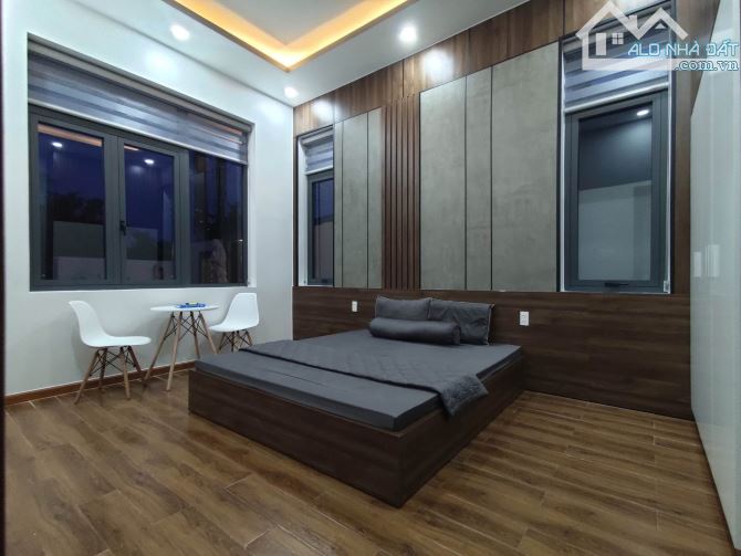 NHÀ GẦN AEON LONG BIÊN – 75M² – 5 TẦNG – GIÁ CHỈ HƠN 7 T - 1