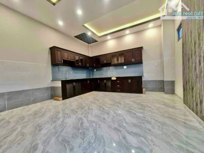 🚨 CẦN BÁN GẤP TRONG TUẦN ĐƯỜNG LÝ TỰ TRỌNG - DT 4.3X16M - 1 TRỆT, 2 LẦU, 1 SÂN THƯỢNG - 1