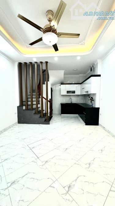NGUYỄN VĂN LINH - NHÀ MỚI ĐẸP - GẦN OTO - GIÁ 4.X TỶ - 1