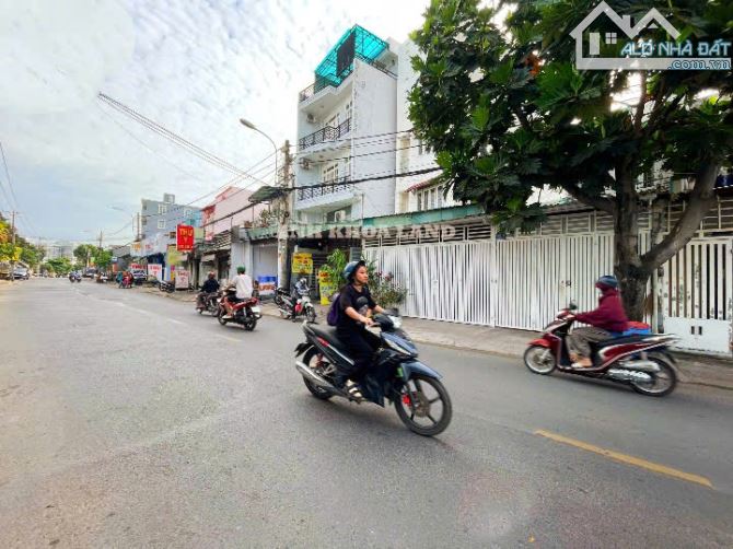 BÁN NHÀ 3T KẾ GÓC MẶT TIỀN ĐƯỜNG LÀNG TĂNG PHÚ TĂNG NHƠN PHÚ A  QUẬN 9 THỦ ĐỨC - 1