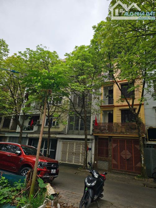 Chính chủ  bán đất liền kề Xa La – 50m² – Mặt tiền 4.2m – Giá chỉ nhỉnh 12 đồng - 1