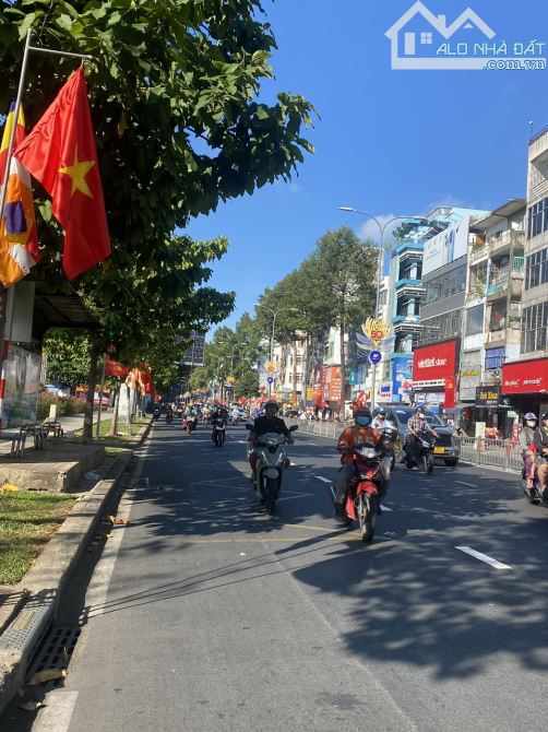 Nhà mặt tiền kinh doanh đường 3 tháng 2  đối diện nhà hát Hoà Bình 14,5 tỷ - 1