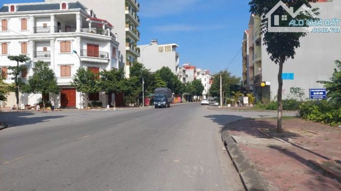 Bán lô đất đẹp khu Bồ Sơn 3, đường Nguyễn Quyền, giá 11 tỷ - 1