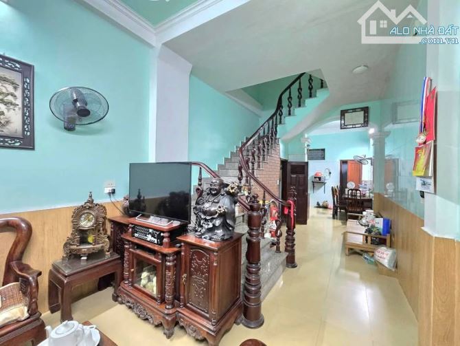 BÁN NHÀ DÂN XÂY TÂM HUYẾT – PHÂN LÔ QUÂN ĐỘI SÀI ĐỒNG – 2 MẶT NGÕ THÔNG – SỔ ĐỎ NỞ HẬU - 1