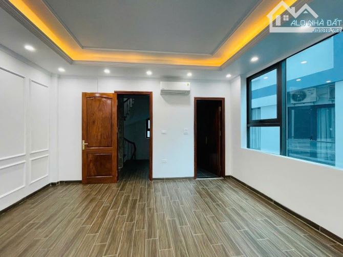 VỊ TRÍ VÀNG-SIÊU PHẨM LÔ GÓC-ĐÀO TẤN-Ô TÔ VÀO NHÀ-7T THANG MÁY-BÃI XE Ô TÔ SÁT NHÀ-36M2*7T - 1
