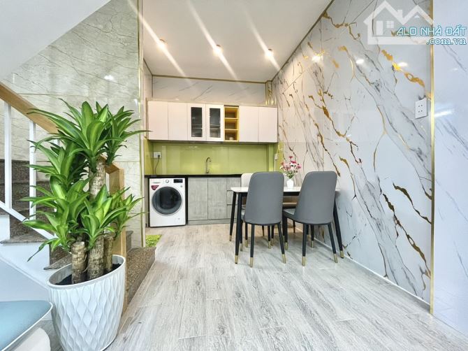 💥 NGAY COOP QUANG TRUNG - HẺM XE HƠI VF3 - VÀI BƯỚC RA HẺM XE TẢI - NGANG 4M - CHỈ 3.x🌹 - 1