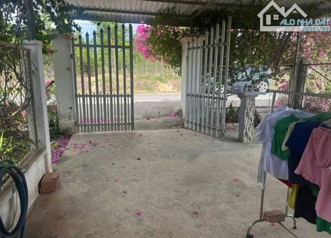 cần bán lại căn nhà 213m2 ở Phước Hiệp - Củ Chi giá 580 triệu. - 1