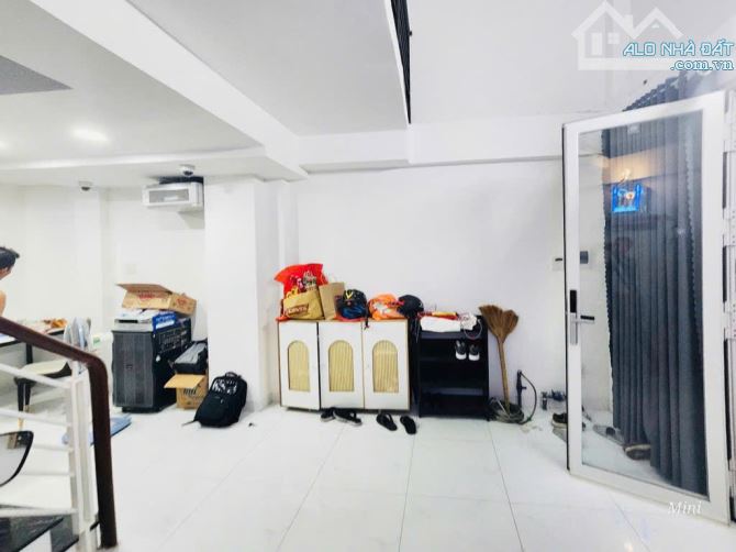 Bán nhà 2 mặt tiền hẻm Nguyễn Cửu Vân P17 Bình Thạnh 4 tầng BTCT 38m2 chỉ hơn 6 tỷ - 1
