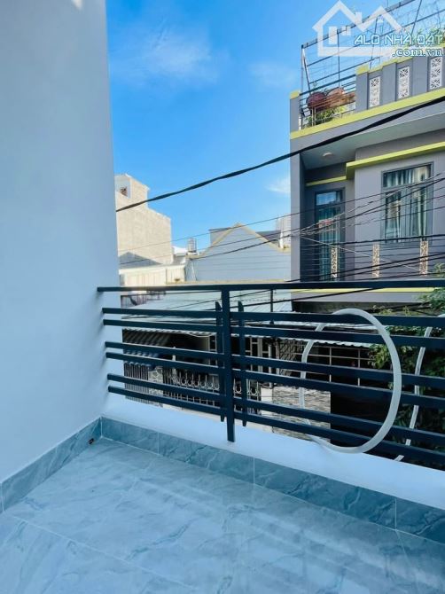 5 TẦNG KIÊN CỐ – HẺM XE HƠI – NGAY ĐẠI HỌC VĂN HIẾN – CHỈ 7 TỶ XX - 1