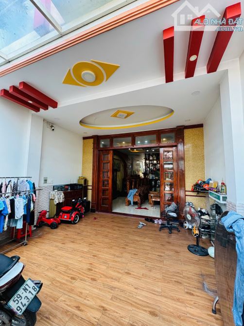 Bán nhà Mặt Tiền đường số 6, 100m2 ( 5 X 20 ) 2 Tầng 4 PN- Giá tốt còn thương lượng - 1