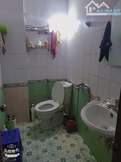Mặt phố Quán Thánh, quận Ba Đình, 63m2 x 1 tầng có nóc, mặt tiền 6m, giá 36 tỷ! - 1