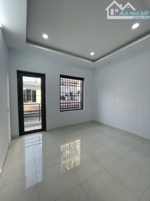 R2💥Phòng Ngủ Tầng Trệt - Liên khu 8-9 57m2, HXH 6m thông giá chỉ 5,15 tỷ - 1