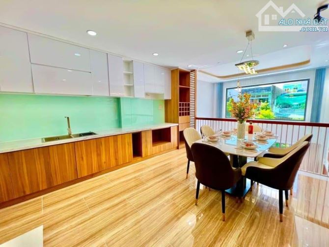 Bán nhà mới cứng 100 % , HXH 6m đối diện cityland Nguyễn Văn Lượng 60 m2 , giá 11 tỷ nhỉnh - 1