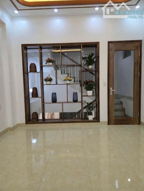 Sở Hữu Ngay 1 BĐS Dòng Tiền Tại Đ.Võ Văn Tần, Q.3 47m2 SHR 1T2L4PN Có HDT 24Tr Chỉ 3,75 Tỷ - 1