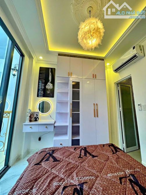 Định cư nước ngoài CÔ 3 bán nhà Nguyễn Văn Hưởng,Quận 2.Giá 4tỉ950/78m2(6*13m).Sổ Sẵn. - 1