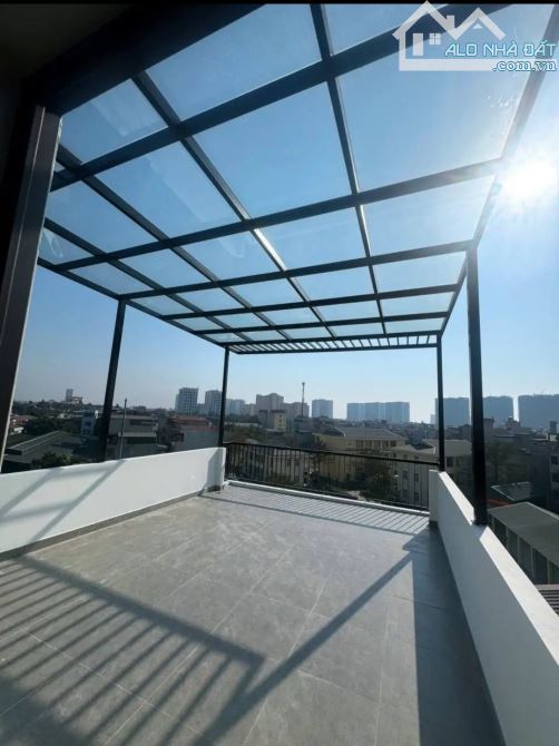 ❤️❤️ SIÊU RẺ - NGỌC THUỴ - 50m - GARA- THANG MÁY- Ô TÔ VÀO, ĐỖ CỬA, NGÕ THÔNG HƠN 9 TỶ   ✅ - 1