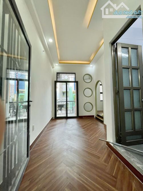 LÊ VĂN SỸ P.12 Q.3 (4X15M) 3PN VÀO Ở NGAY. GIÁ 15 TRIỆU/ THÁNG - 1