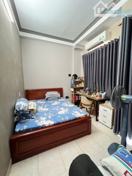 HẺM XE TẢI – NHÀ ĐẸP PHÚ THỌ HÒA- NGUYỄN SƠN -TÂN PHÚ – 3 TẦNG BTCT – DT 48M2 –NHỈNH 5 TỶ - 1