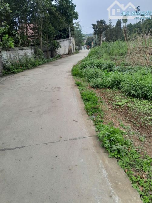 Bán mảnh đất bám hồ, xã Ba Trại, gần k9, Tản Lĩnh, 3760m, oto gần TL, view hồ, chỉ 6.48tỷ - 1