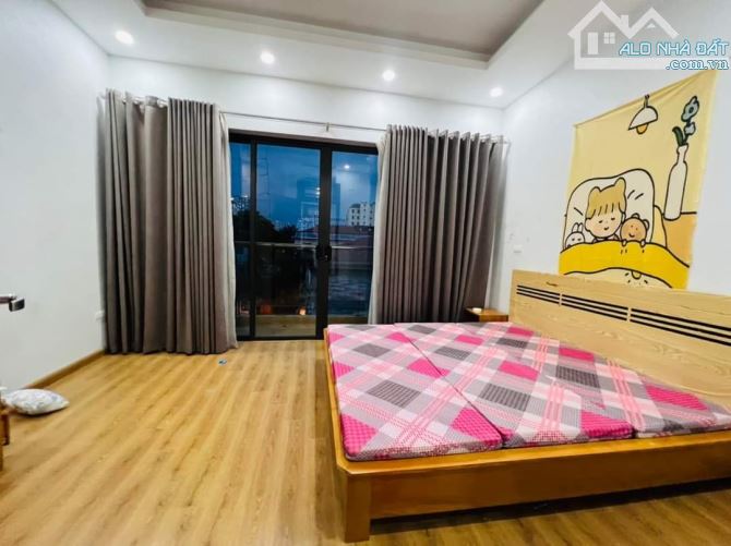 BÁN NHÀ DƯƠNG QUẢNG HÀM TT CẦU GIẤY - CÁCH OTO TRÁNH 20M - NHỈNH 9 TỶ - 1