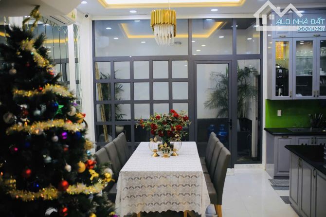 Bán nhà cách 5m ra MT Hoàng sa TB. 11.3x15 CN đủ 161m2 không lộ giới 16 tỷ(thông tin thật) - 1