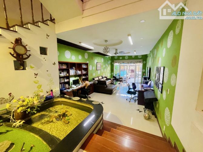 Bân Nhà Núi Thành - Gần Ngã 4 Quân Đoàn - 152m2 - Ngang 5m - Full Nội Thất - 10Tỷ6. - 1