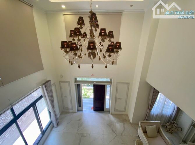 Cho thuê căn Biệt thự Nam Thiên 300m2 đơn lập ngay đường nội khu Phạm Thái Bường - 1