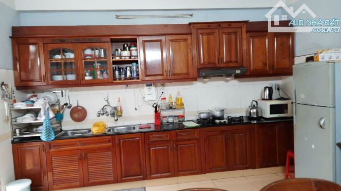 BÁN NHÀ BÌNH THẠNH - MT NGUYỄN KHUYẾN - 5 TẦNG BTCT 5.5X13M NỞ HẬU - GIÁ 12.8 TỶ TL - 1