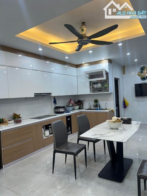 Chỉ 4,65 tỷ 40m2 nhà tại Khu TĐC Vinhomes, Sở Dầu, Hồng Bàng, Hải Phòng. - 1
