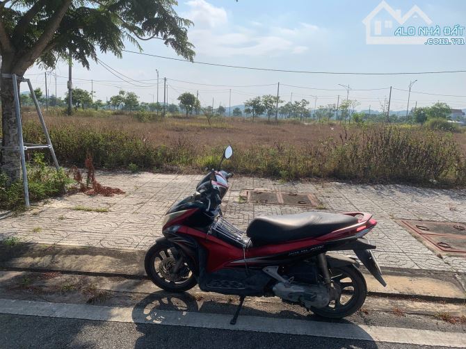 BÁN ĐẤT TẠI KHU DỊCH VỤ HỖN HỢP VSIP - TỊNH PHONG - 1
