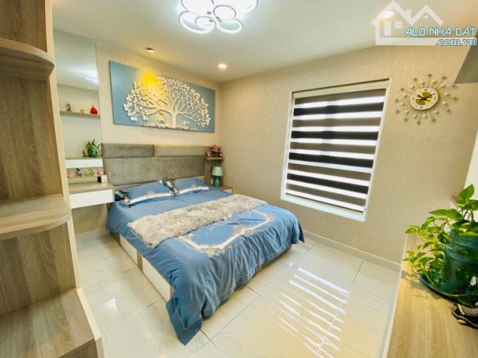 Bán Ngay Căn Hộ 76m2 SHR 2PN – Terra Royal Quận 3, Vị Trí Vàng, Tiện Ích Đầy Đủ Chỉ 3.19Tỷ - 1