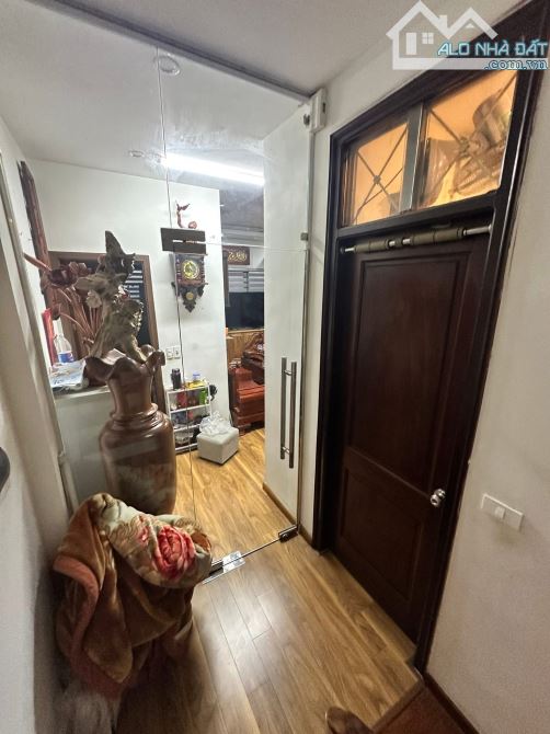Bán nhà đường Láng, Đống Đa, phân lô, ô tô, kinh doanh 50M 5T MT5.2 18 tỷ - 1