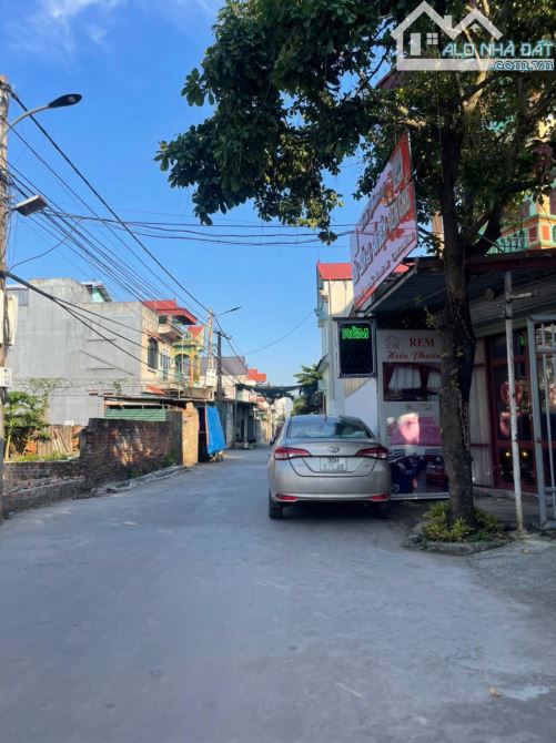 Bán nhanh lô góc 2 mặt tiền, TRục chính kinh doanh tại Đông Lai,Quang Tiến,Sóc Sơn - 1