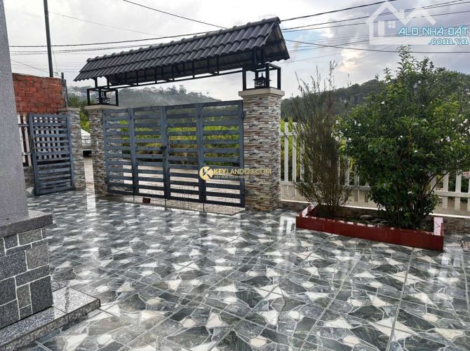 VILLA VIEW THUNG LŨNG RỪNG THÔNG 300M2 VUÔNG VỨC 3 TẦNG - 1