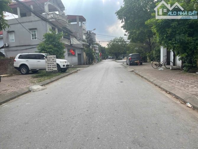 Bán 95m đất mặt phố Xuân Đỗ, đường ô tô tránh, gần trường, gần chợ - 1