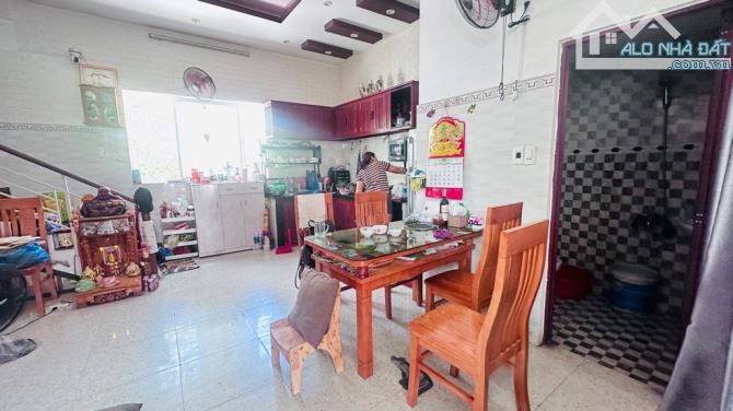 Bán nhà mặt kiệt Ba Đình, 37m2, 4tỷ750tr- nhà 3 lầu kiên cố trung tâm Hải Châu, Đà Nẵng - 1
