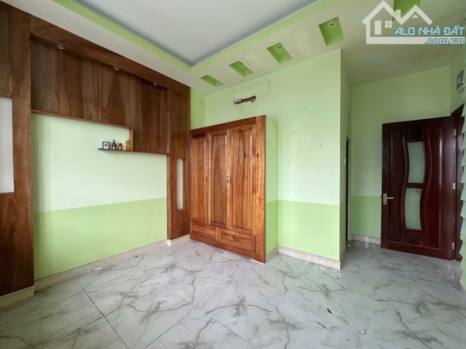 Bán nhà 4 tầng 102m2 đường Phạm thế Hiển, Quận 8 giá nhỉnh 7 tỷ. - 1