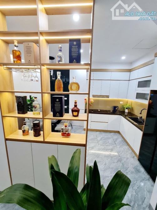 Bán phân lô Nguyễn Tuân. DT 60m2 x 8 tầng, MT5m, thang máy, vỉa hè, KD sầm uất. Giá 26.5tỷ - 1