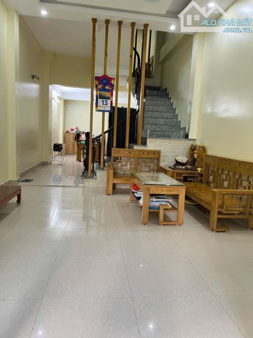 BÁN NHÀ DỊCH VỤ KHU D YÊN NGHĨA HÀ ĐÔNG VỈA HÈ PHÂN LÔ Ô TÔ TRÁNH 50 M 4 TẦNG 12,3 TỶ - 1