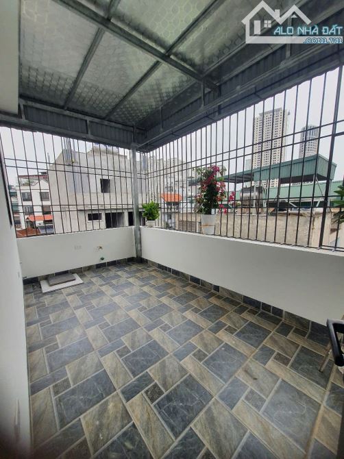 NHÀ ĐẸP NHƯ MƠ – THANG MÁY – OTO VÀO NHÀ – TRUNG TÂM MỖ LAO, HÀ ĐÔNG– CHỈ 10.5 TỶ - 1