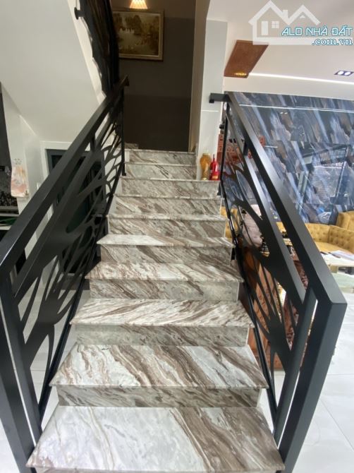 siêu phẩm 4 tầng 80m2 xe hơi đỗ cồng ngay trường hoa lư chỉ 7.5 tỷ - 1