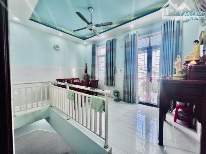 Siêu Phẩm 198m² – 3 tầng – Dòng Tiền Ổn Định 40tr/Tháng – Giá Chỉ 15.5 Tỷ - 1