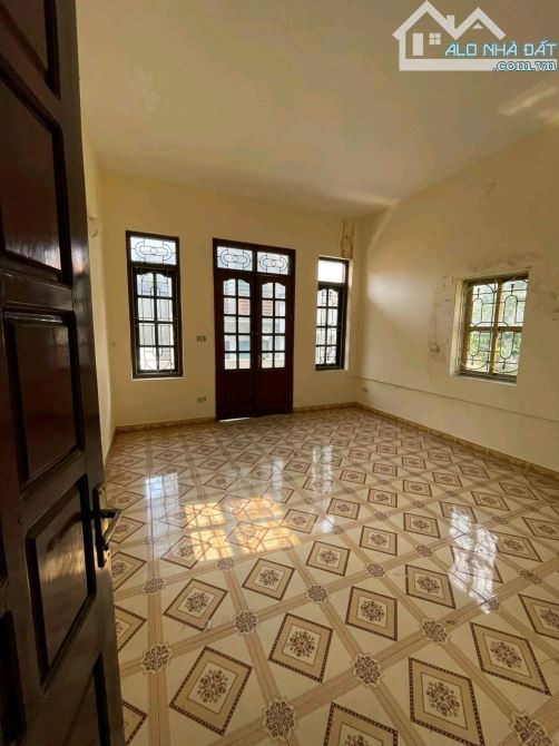 Cho thuê nhà ngõ Tam Trinh 70m2, 3 tầng - 1