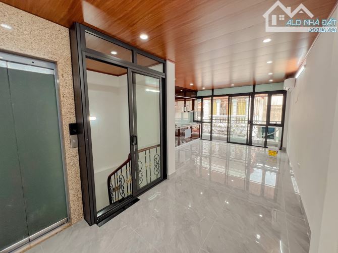 PHÂN LÔ OTO TRÁNH HOÀNG VĂN THÁI SỔ ĐỎ 55m2 KINH DOANH ĐỈNH CHỈ  21.5 tỷ - 1