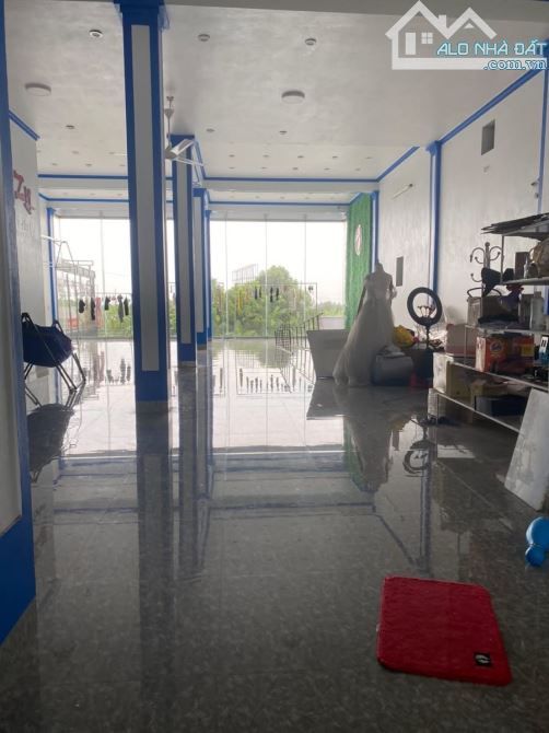 BÁN NHÀ MẶT PHỐ - VỊ TRÍ ĐẮC ĐỊA NGAY NGÃ 3 ĐƯỜNG 39B CŨ – THÍCH HỢP LÀM VĂN PHÒNG, KINH D - 1