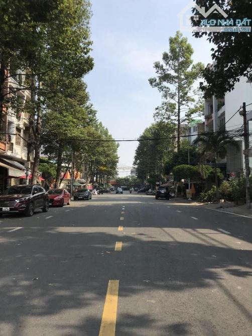 SIÊU VỊ TRÍ – GÓC 2 MẶT TIỀN NGUYỄN GIA TRÍ (D2),10X20 4 TẦNG – KINH DOANH ĐỈNH CAO - 1