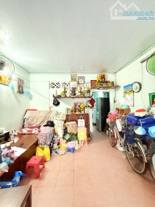 BÁN NHÀ TẠI PHỐ TÂY BÙI VIỆN, 11tỷ, 2 Tầng ( 5.4 x 12 ) HẺM ĐẸP 3m SÁT MT QUẬN 1, TP.HCM - 1