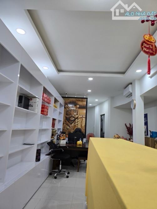 HXH - LÔ GÓC 1 CĂN RA MẶT TIỀN - TÔ HIẾN THÀNH- P13- Q.10 - DT 4 x 13 - 8.35 TỶ - 1